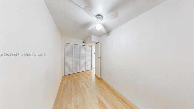Building Photo - 17011 N Bay Rd