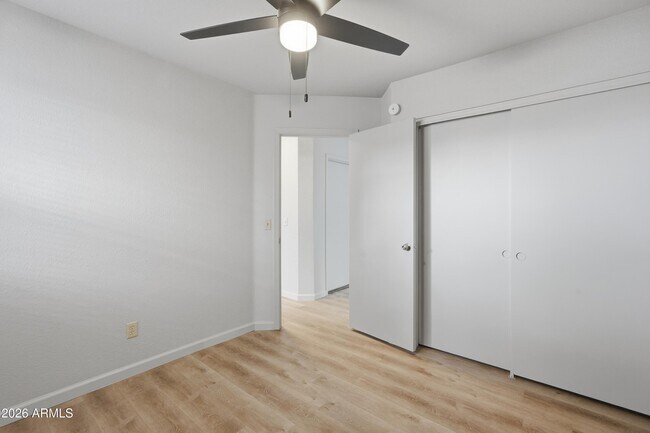 Building Photo - 8811 N 5th St