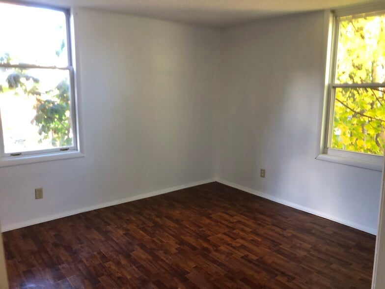 bedroom 1 - 107 W 3rd St