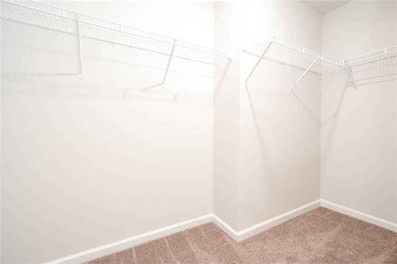 Building Photo - 625 Everett Ln