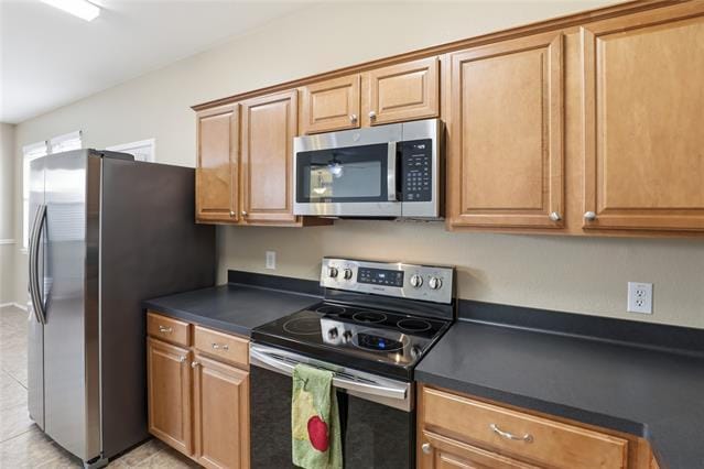 Building Photo - 3913 Hawkins Dr