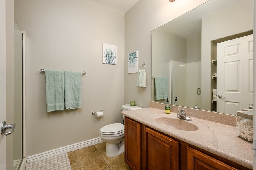 Building Photo - 5350 E Deer Valley Dr