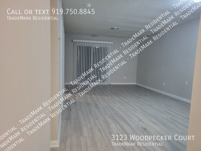 Building Photo - Duplex, Newly renovated, 2 bedroom with 2 ...