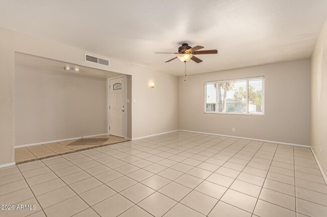 Building Photo - 1887 E Palmcroft Dr