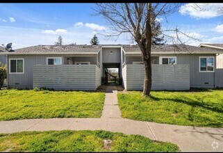 Building Photo - Kenton Court