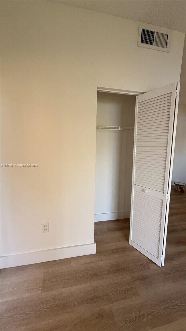 Building Photo - 2301 NW 96th Terrace