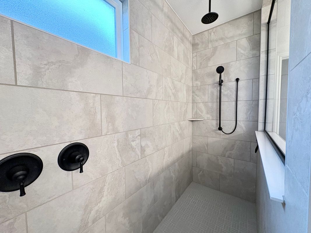 Building Photo - 1505 Isaac Dr