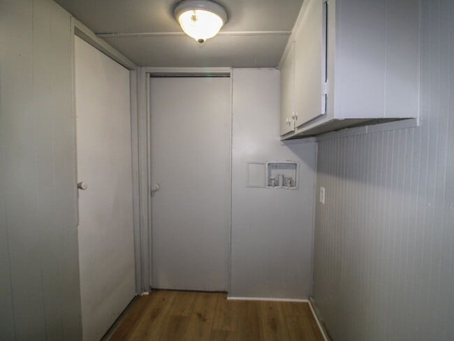 Building Photo - Discover comfortable country living in this nicely updated trailer located just minutes from Faye...