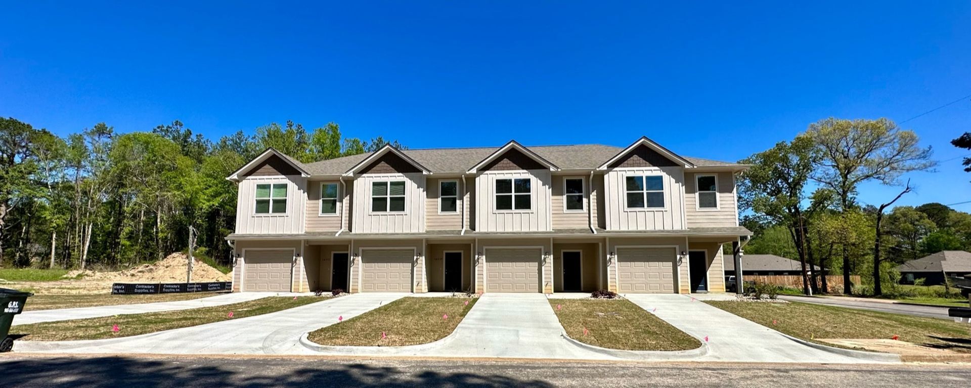 Front View - 16111 Pawnee Dr