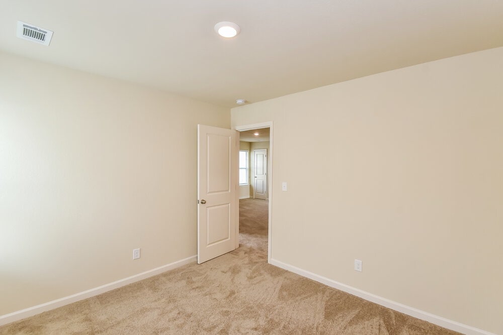Building Photo - 3531 Falconwood Dr