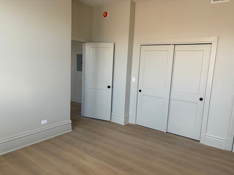 Building Photo - 3656 N Fremont St