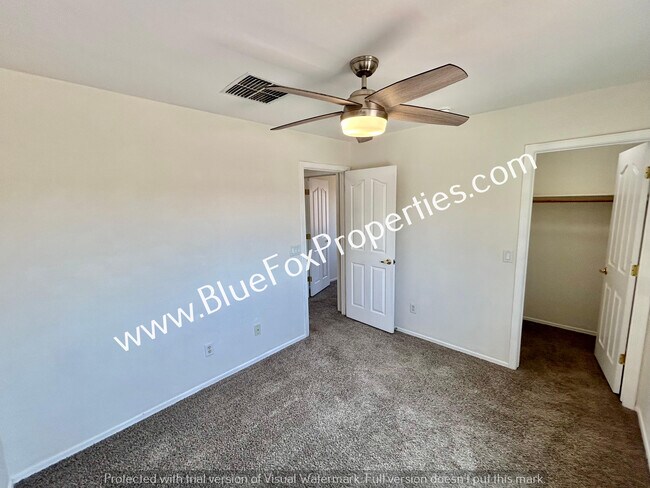Building Photo - 6863 S Cottontail Run Ave