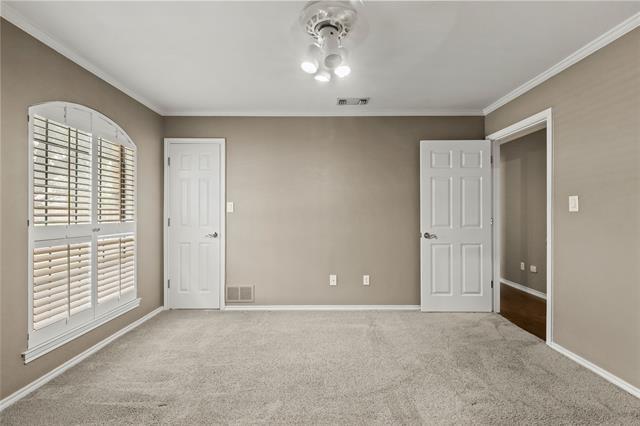 Building Photo - 2709 Devonshire Dr