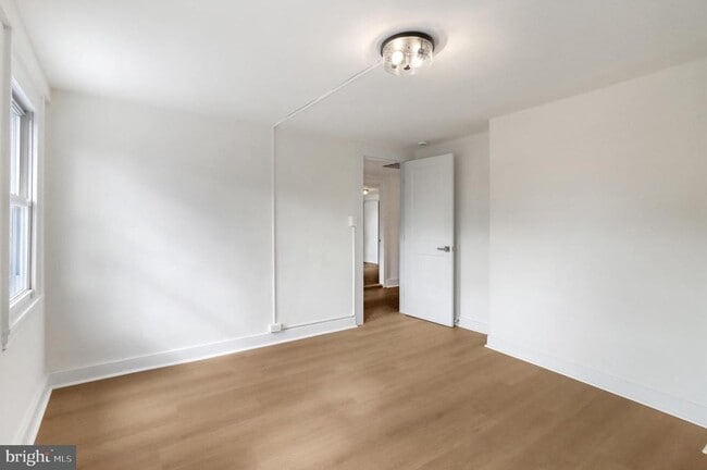 Building Photo - 24369 W Main St