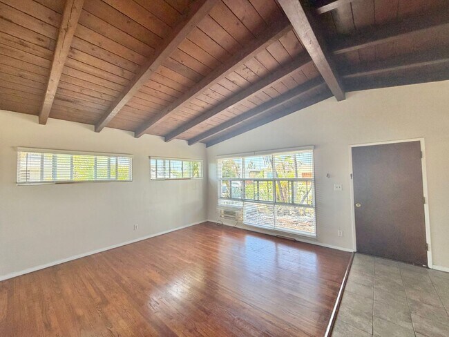 Building Photo - 8571 Onalaska Ave