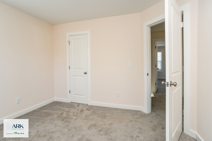 Building Photo - 169 Ruthaven Dr