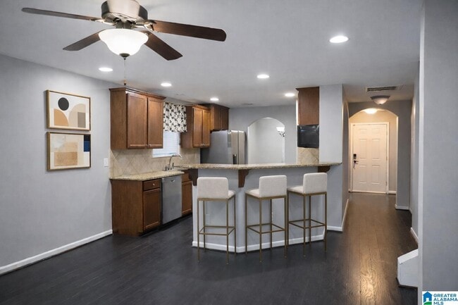 Building Photo - 5728 Park Side Rd