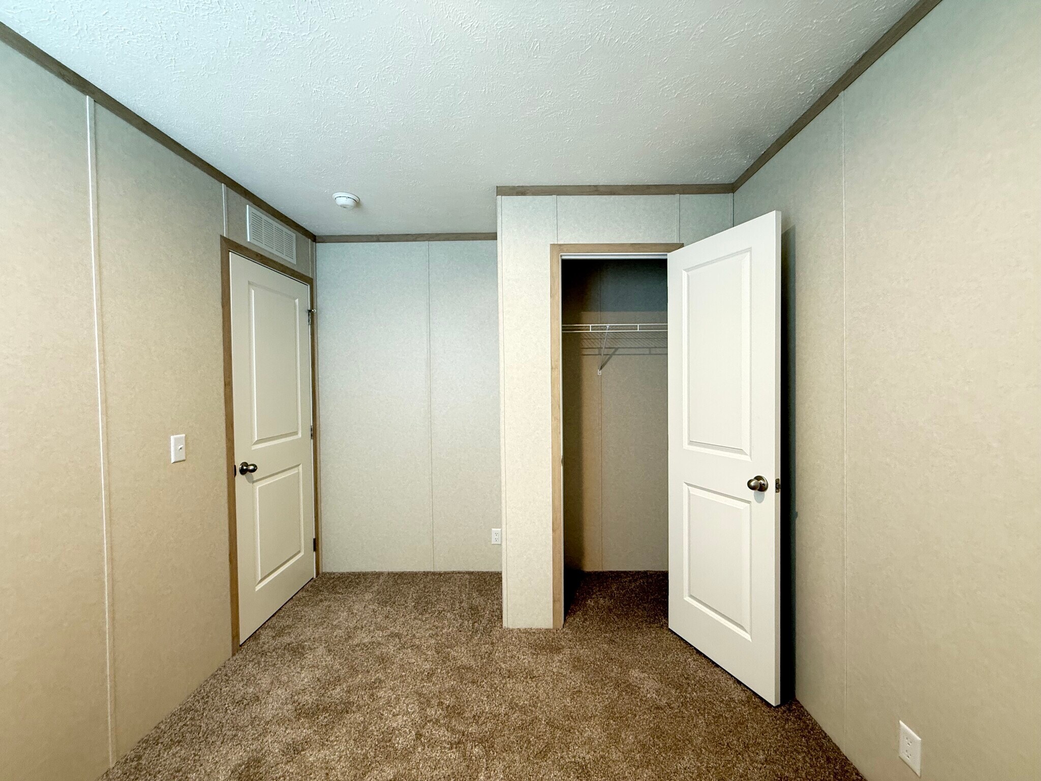 Building Photo - 29778 W Essex Ct