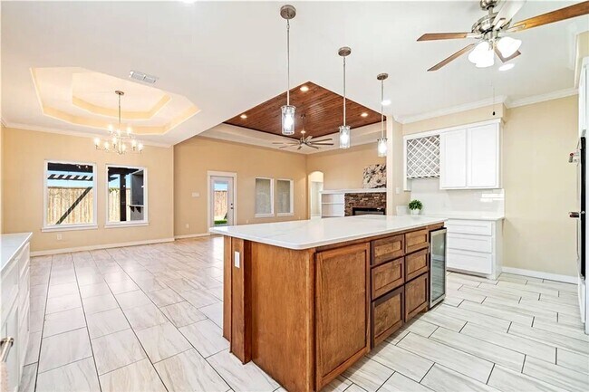 Building Photo - 4BR/3BA in Southside