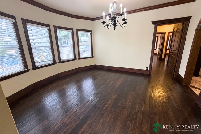 Building Photo - Charming Victorian 3 Bedroom Home in Colma