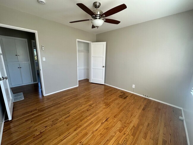 Building Photo - FOR RENT – Charming 3-Bedroom Home in South Torrance