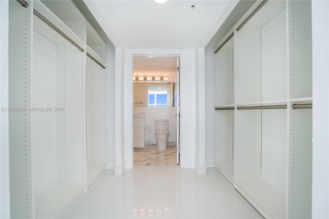 Building Photo - 90 Alton Rd