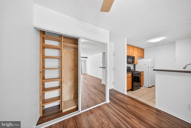 Building Photo - 60 S Van Dorn St