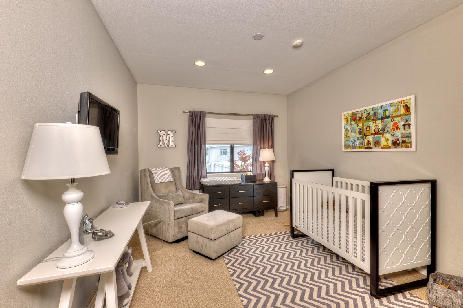 Building Photo - 2663 Centinela Ave