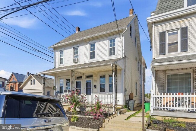 Building Photo - 32 N Wyomissing Ave