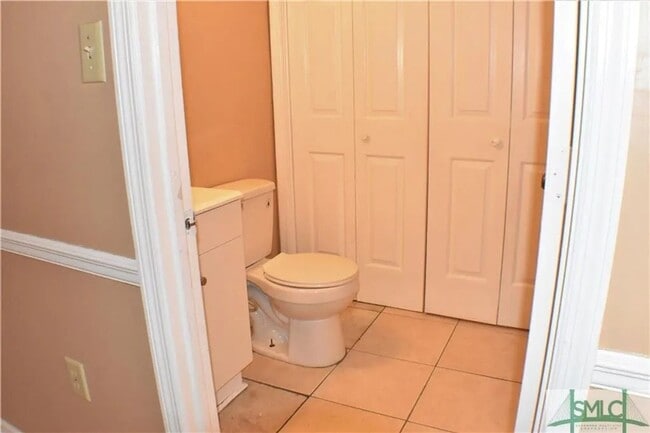 Building Photo - Entire Home | 2 Bedroom 1 Bathroom | For Rent | Great Neighborhood