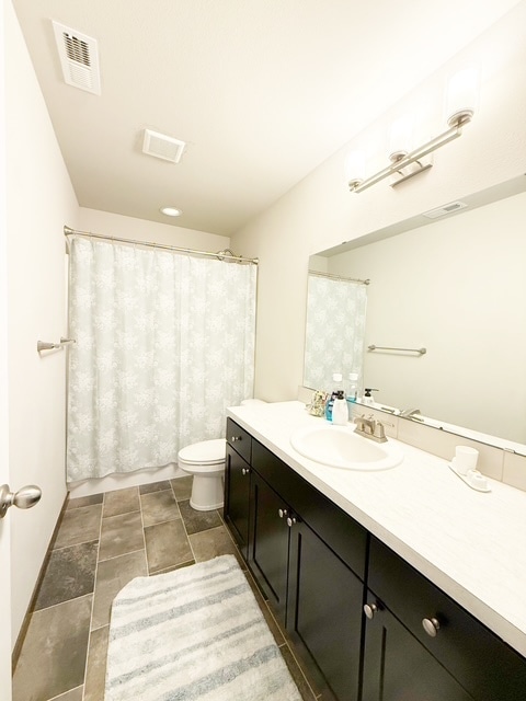 Building Photo - 2063 SE Hopi Way