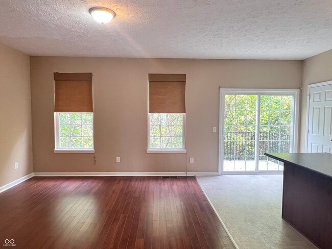 Building Photo - 3332 Decker Ridge Dr