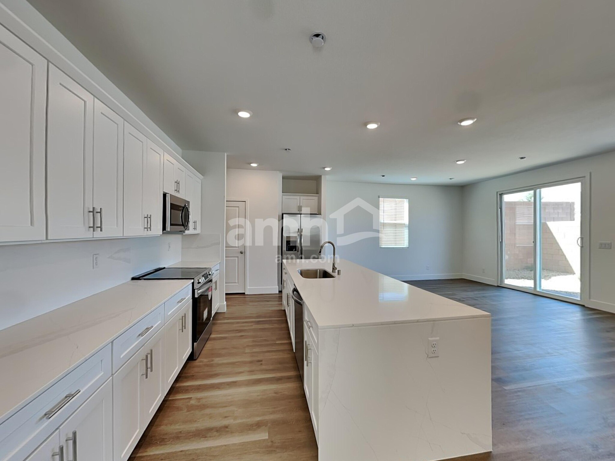 Building Photo - 9248 River Owl Ct