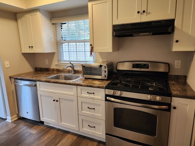 Primary Photo - First Floor 1 Bedroom Condo in Manheim Tow...