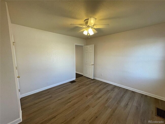 Building Photo - 2915 S Elati St