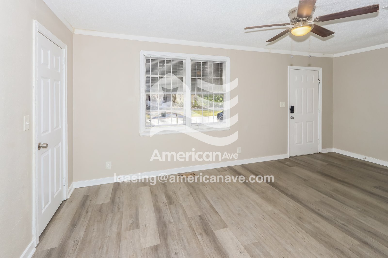 Building Photo - 211 Meadowdale Dr