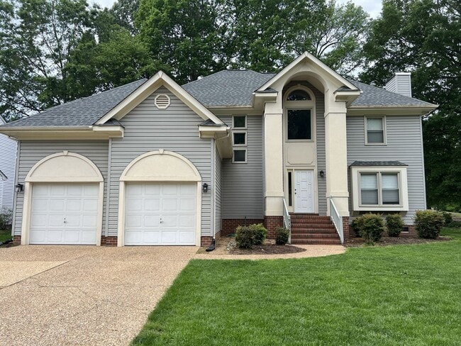 Primary Photo - Beautifully Updated Kiln Creek Home with G...