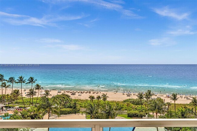 Primary Photo - 5161 Collins Ave