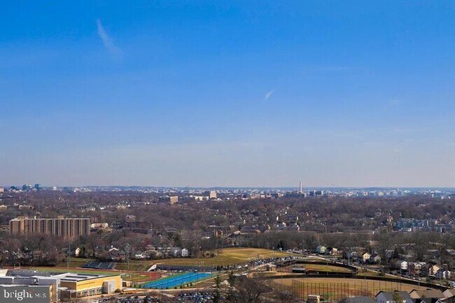 Building Photo - 3701 S George Mason Dr