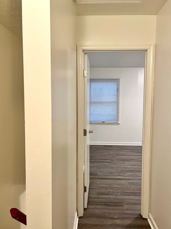 Building Photo - Renovated Home Near Virginia Tech