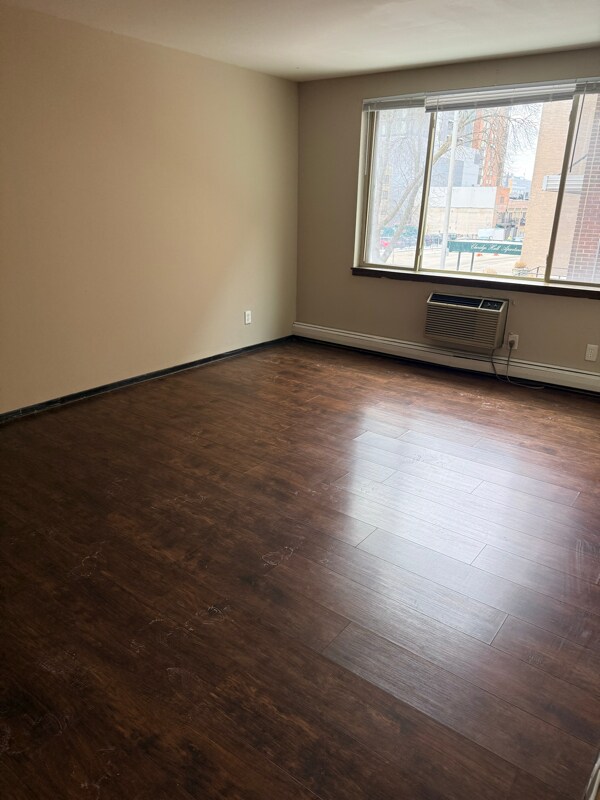 Building Photo - 1007 N Marshall St