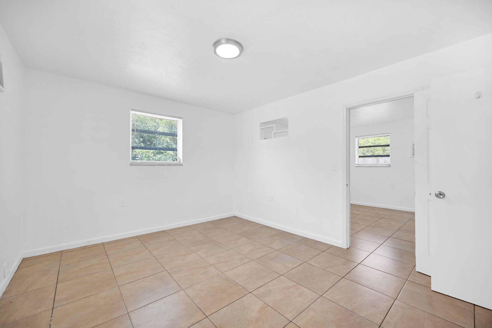 Building Photo - 567 NW 90th St