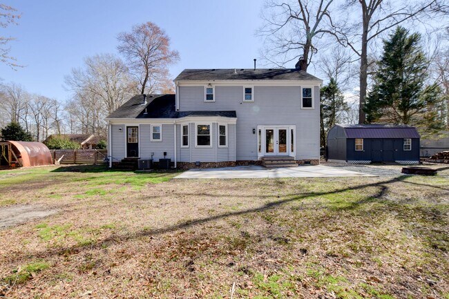 Building Photo - 412 Saddle Ct