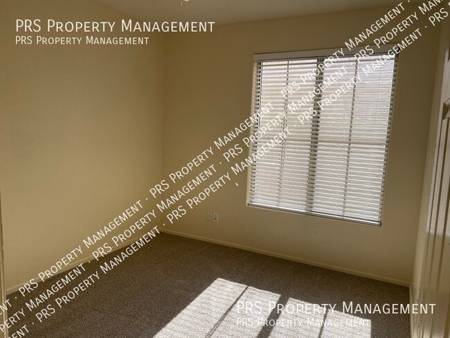 Building Photo - 3733 E Bruce Ct