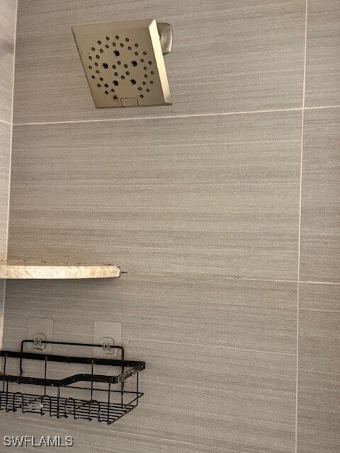 Building Photo - 4900 Biscayne Dr