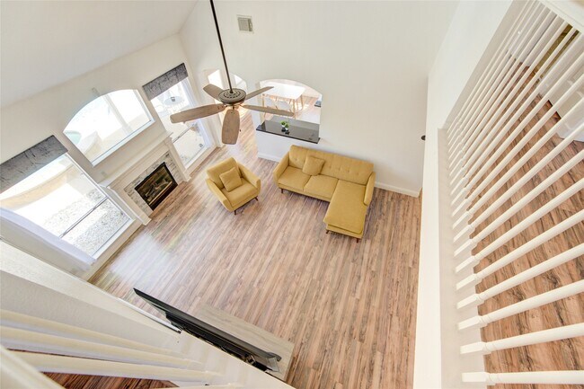 Building Photo - 6119 Rachels Ct