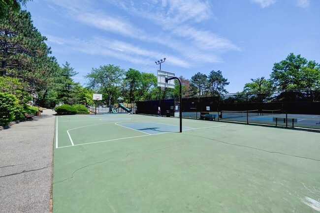 Building Photo - 195 Sandcastle Key