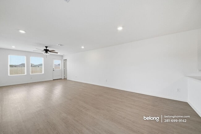 Building Photo - 10814 Red Orchid Dr