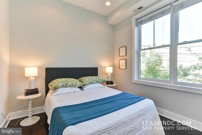 Building Photo - 907 N Street NW-#B1