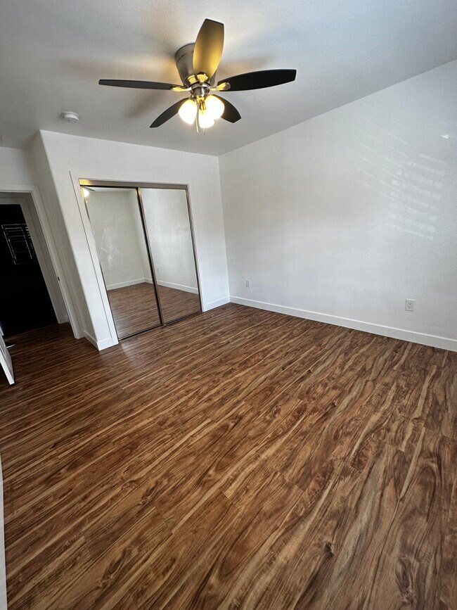 Bedroom 2 - 824 Glenway Dr